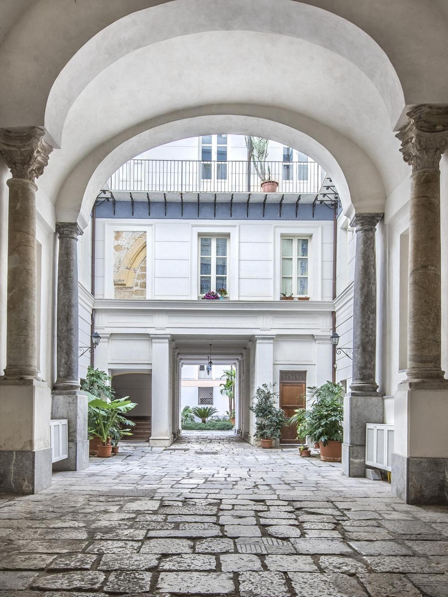 Palazzo Castrofilippo Apartment By Wonderful Italy Palermo Exterior foto